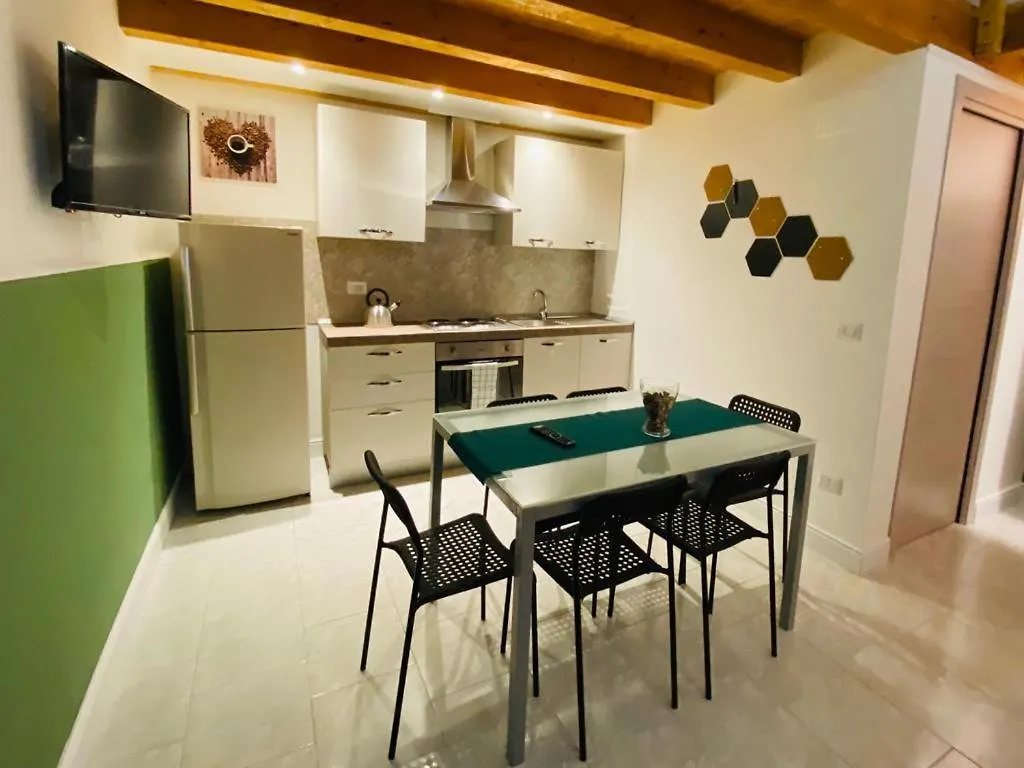 Il Vicolo Home 2 Катания Италия